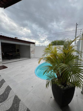 Casa com piscina e área Gourmet